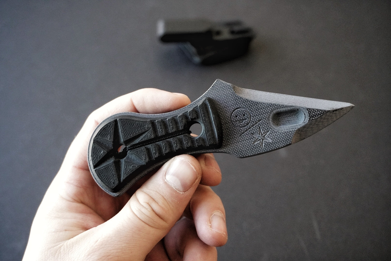 G10 GUT PLUG